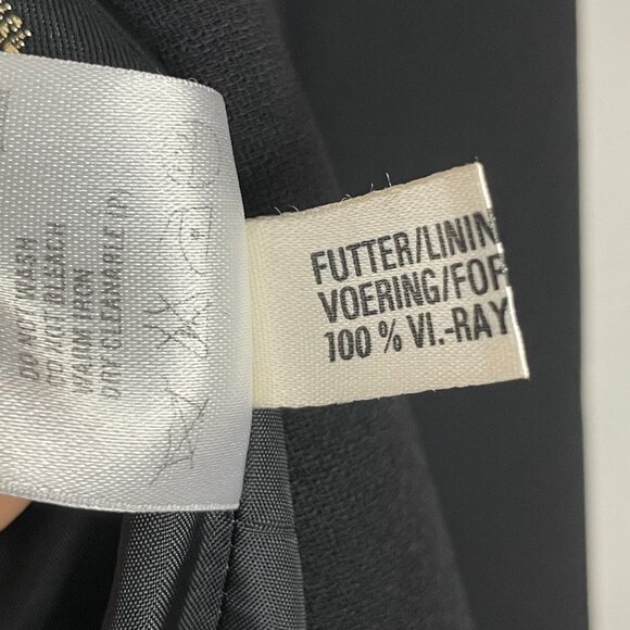 Escada Wool Blazer Jacket German Design Size 34 Grommet Detail MISSING BUTTON - Picture 16 of 16